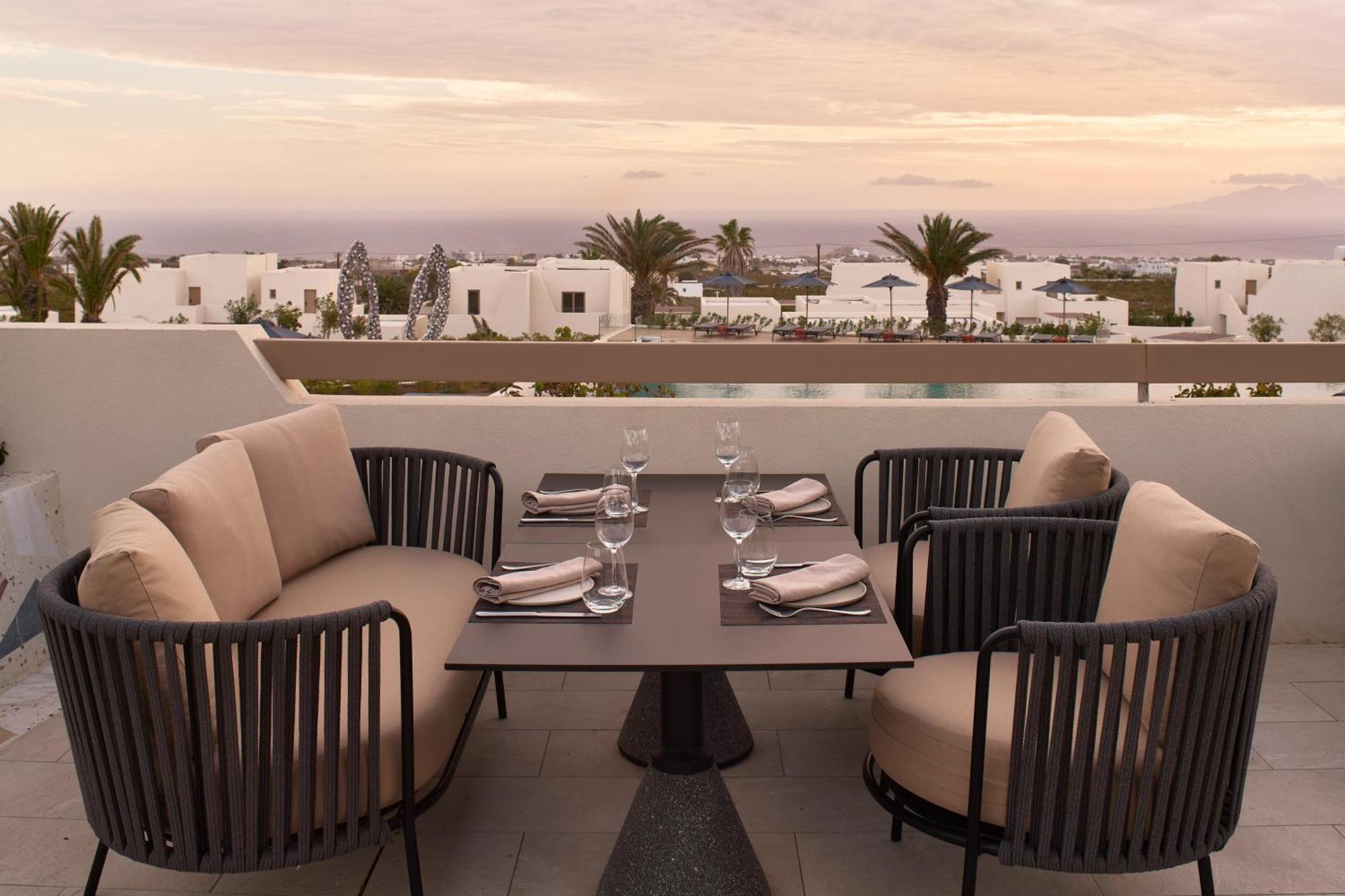 Nous Santorini Hotel Месария Екстериор снимка