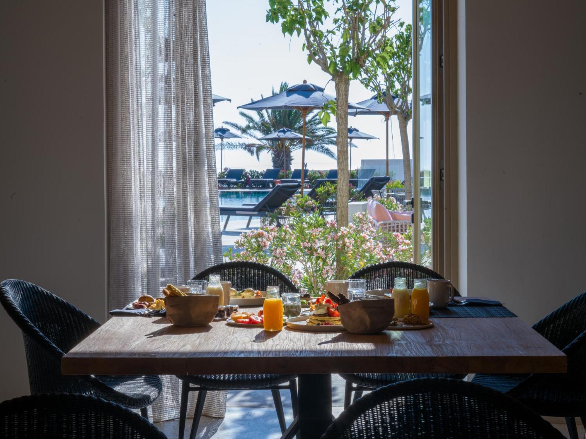 Nous Santorini Hotel Месария Екстериор снимка