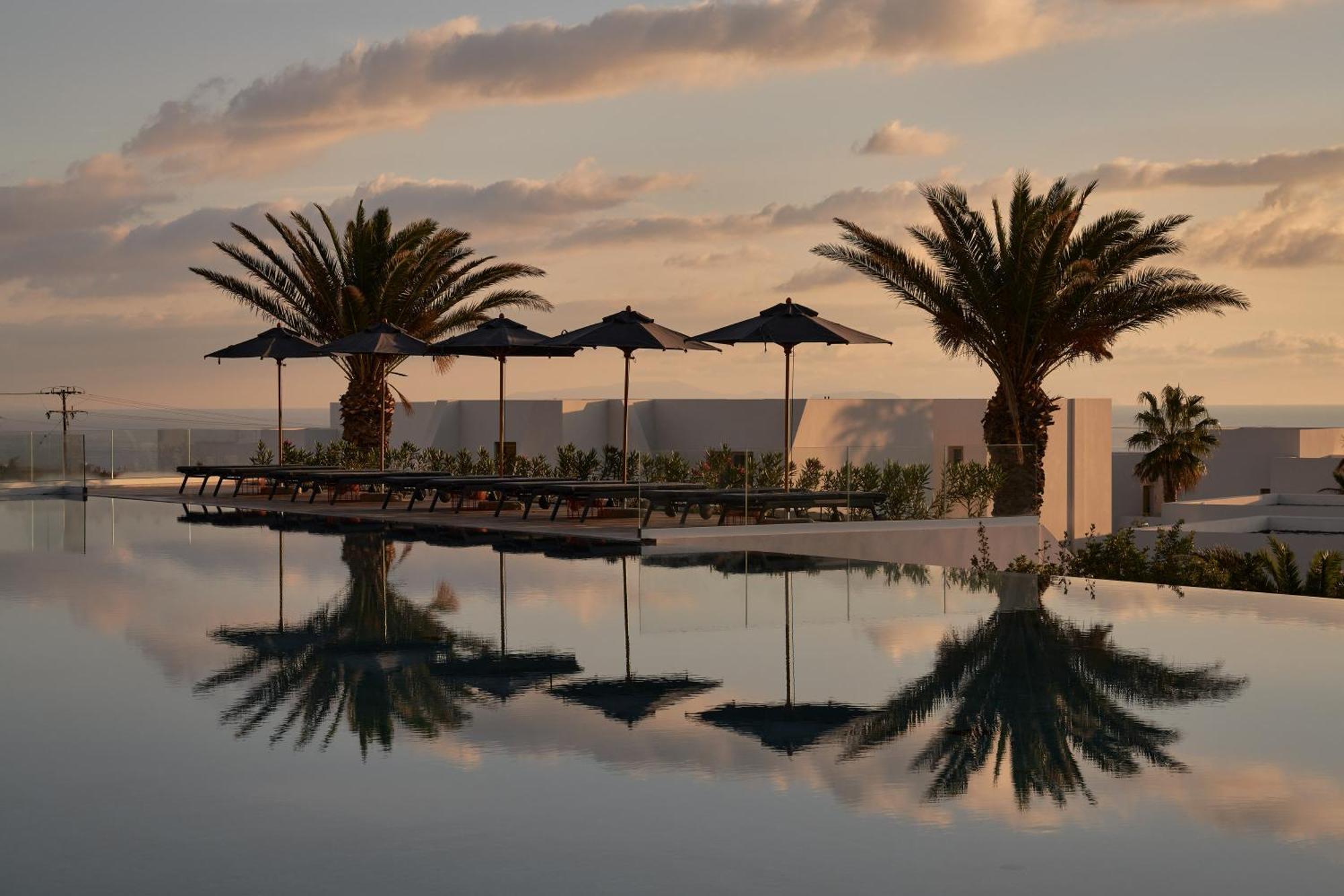 Nous Santorini Hotel Месария Екстериор снимка